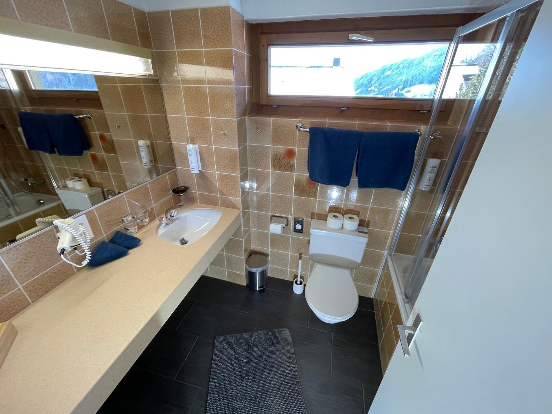 Catrina Hotel Disentis Cameră foto